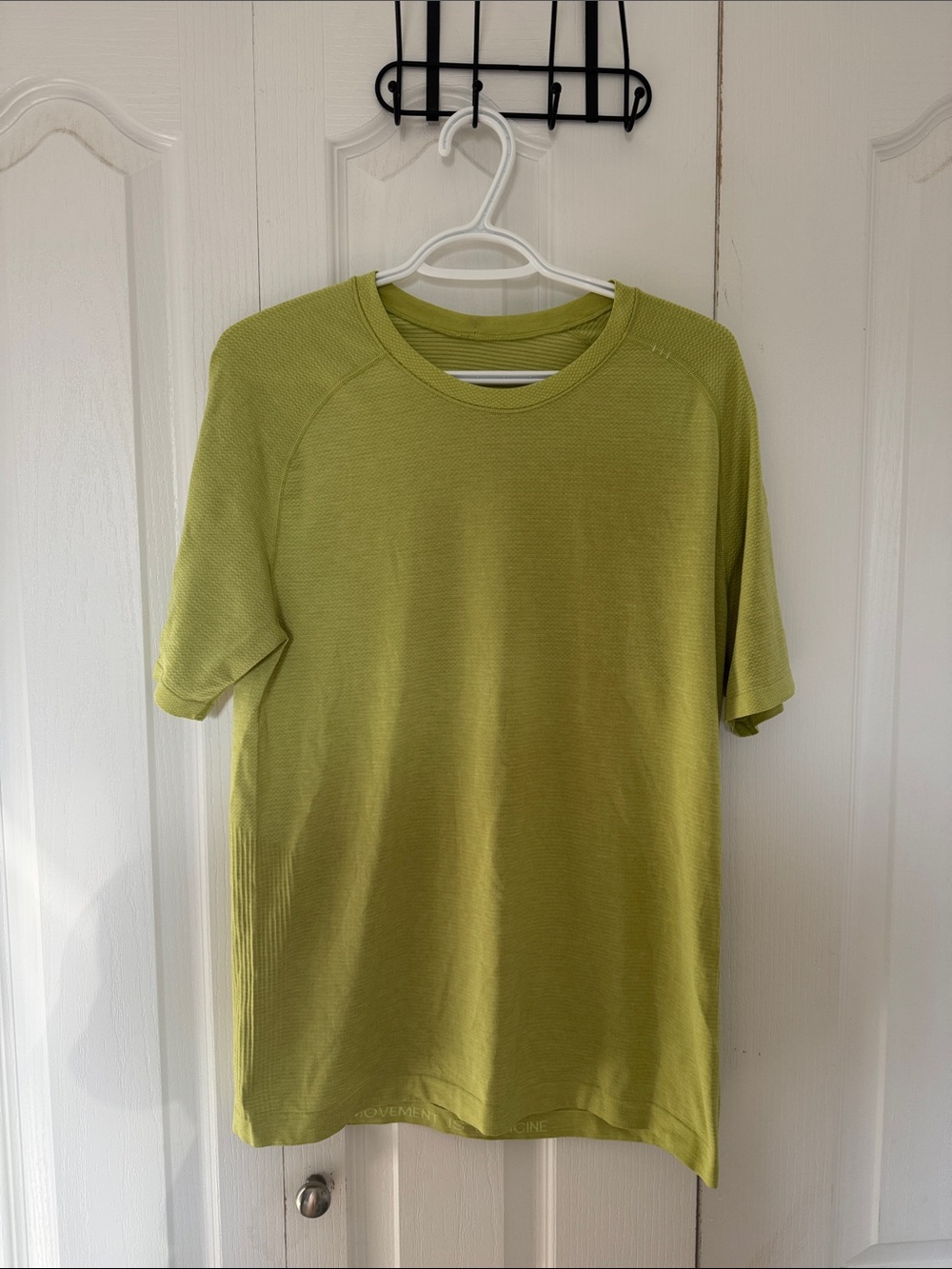 Lululemon Swiftly Tech Short Sleeve Crew Size 8
